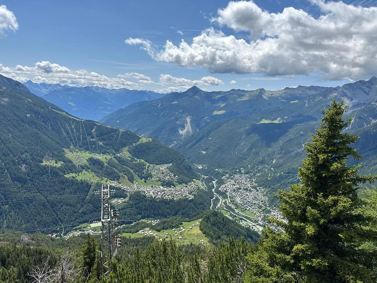 Snowlodge Valmalenco Caspoggio Italia