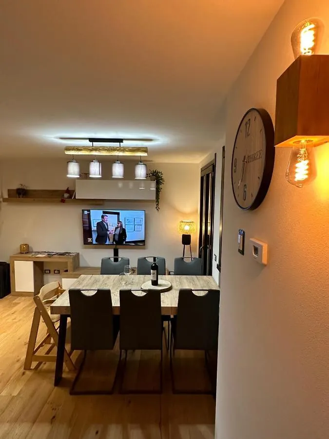 Snowlodge Valmalenco Caspoggio Apartment
